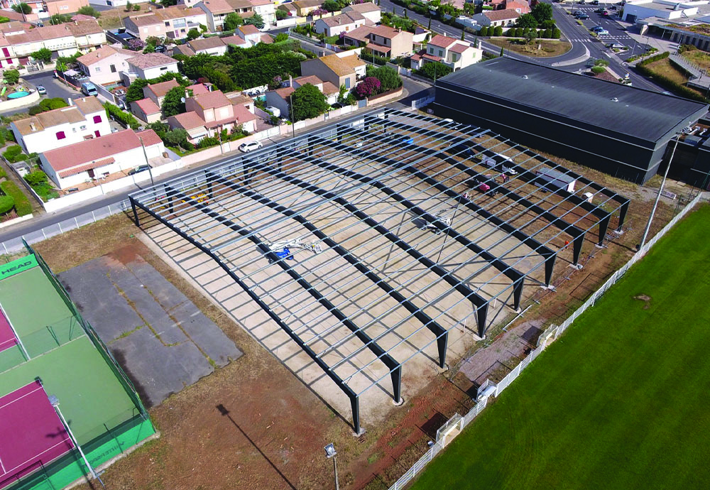 UNE IMPOSANTE STRUCTURE PHOTOVOLTAÏQUE AU STADE CASALTA