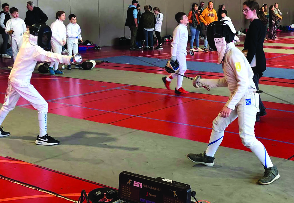 PREMIÈRE SPORTIVE : DE L’ESCRIME À LA HALLE DE SPORT