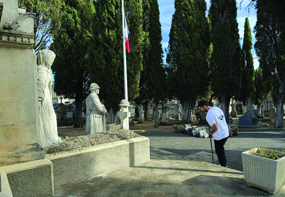 LES MONUMENTS AUX MORTS SE DÉVOILENT AVANT LE 11 NOV