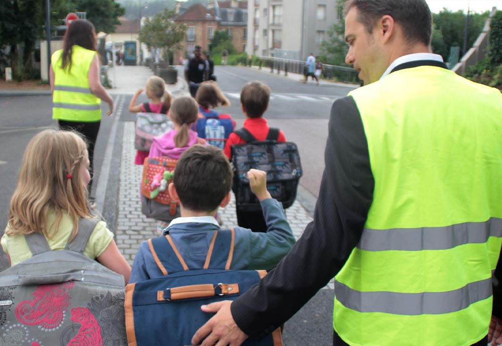 UN APPEL À VOLONTAIRES POUR CRÉER UN PÉDIBUS À BESSAN